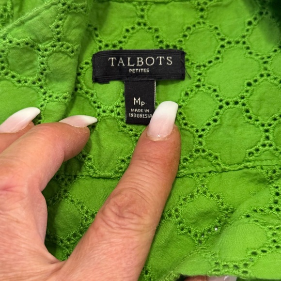 Talbots Green Button-Up Eyelet Detail button up Shirt in size MP - Picture 10 of 10